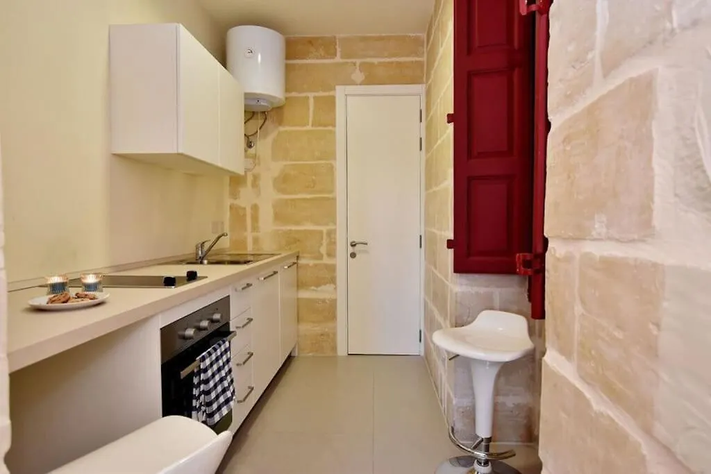 Vallettastay - Lucky Star - Studio Apartment 402  Valletta